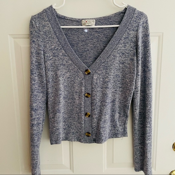 🎉HP🎉Poof Apparel Super Soft Sweater - NWOT - Women’s Medium - Picture 2 of 7